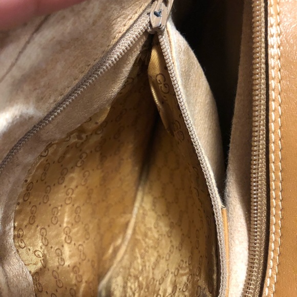Sold Authentic Gucci Vintage Sling Bag - Picture 12 of 16